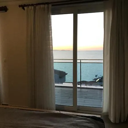 Villas Villa *